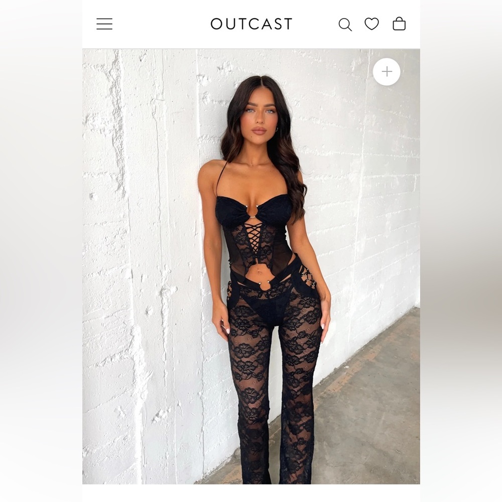 OUTCAST DEVINA SET
